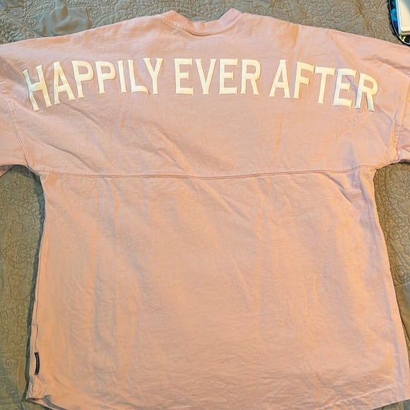 Happily Ever After Spirit Jersey Disney - Picture 5 of 7